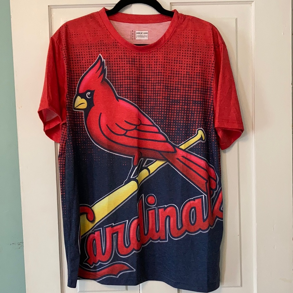 Men’s Large Cardinals Shirt